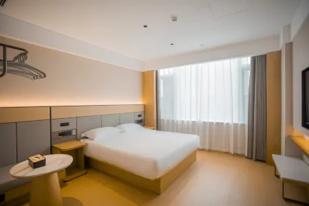 Xinji business hotel Отели рядом с достопримечательностью «Tank Museum»