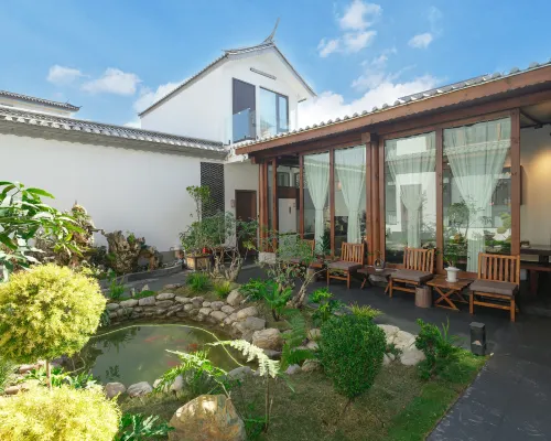 Yuying Pavilion - Designer Homestay (Weishan Ancient Town Branch) فنادق في ويشان