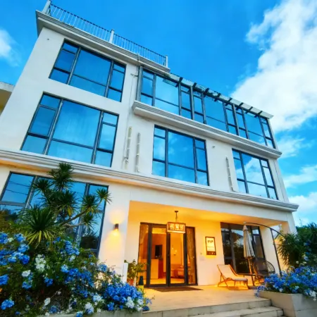 Ninglu Homestay (Riyuewan)