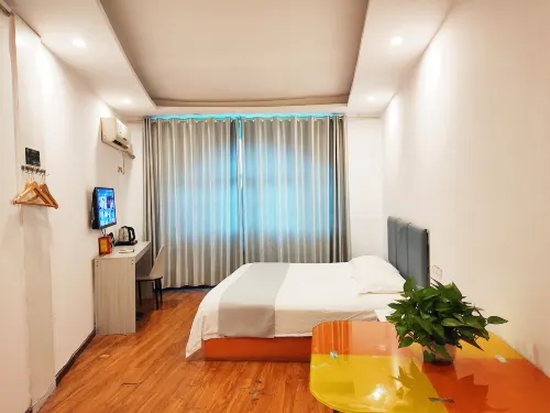 Hunchun Honghai Business Hotel