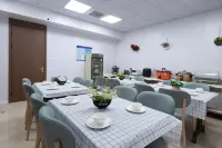 Heguang · ALIENSPACE Alien E-sports Hotel (Shanghai Jiading Bailian Shopping Center Branch)