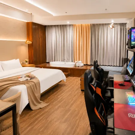 Xinghui E-Sports Hotel (Linqu)