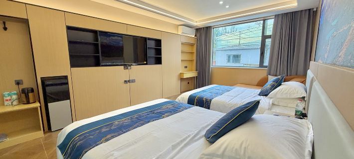 Qianyue Gangting Homestay Hotels in Ulan County