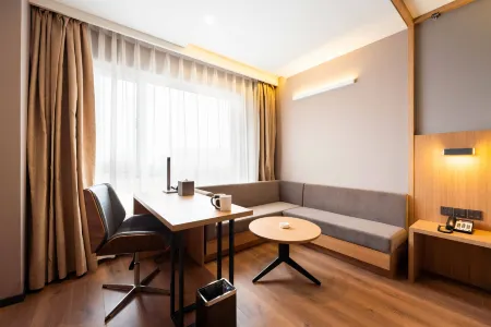 Zhongchen International Hotel
