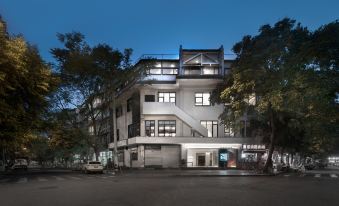 Kinmirai Gallery Hostel(Chunxi Road Taiguli store)