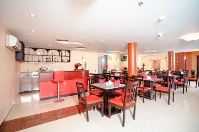 レストラン シルバー マウンツ ホテルの写真