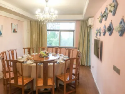 Yuexin Boutique Hotel (Jiashan Station Xingyuecheng)