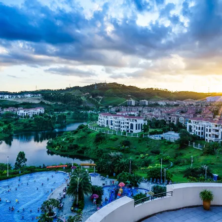 kaiping Jade Bay Funyard Phoenix Hotel