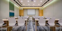 Homeinn Selected Hotel (Yibin Luneng Xinyuewan)