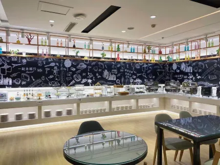 Jiatai Chain Business Hotel Chaoyang Chaoyang Main Street Отели в г. Чаоян