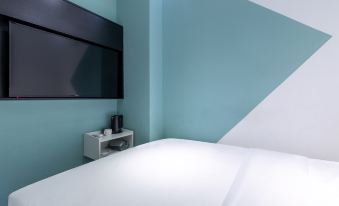 100 Inn (Zhoupu Wanda)