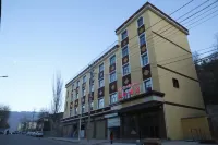 Jianza Zhongren Hotel Hotels in Jainca