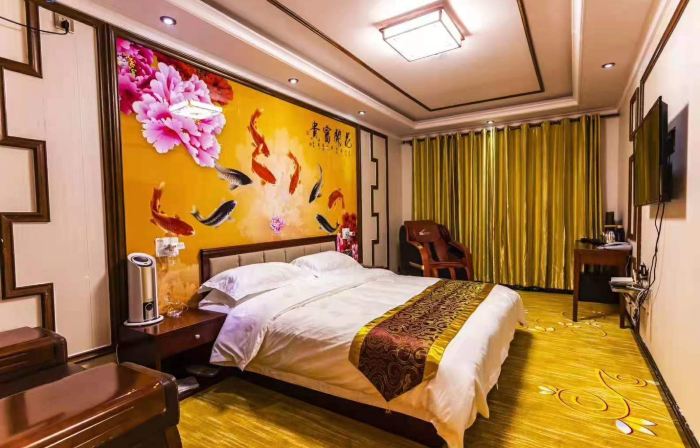 Madotian River Hotel