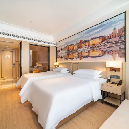 Vienna International Hotel (Rizhao Wanxianghui Wanpingkou Scenic Area Store)