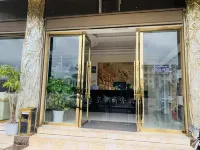 Dynasty Commercial Hotel Hotels in Yongren