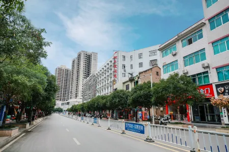 Guangzhou Jiulong Boutique Hotel(Shiqian Laodaqiao Hotel）