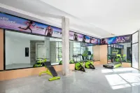 Holiday Inn  Rongshui  Laojun Dong