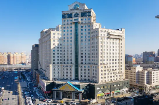 Ibis Hotel (Changchun Quan'an Plaza Airport Bus Shop) Hotels near Changchun Fifth Ring Stadium