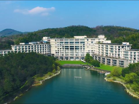 HENTIQUE RESORT TIANMU LAKE