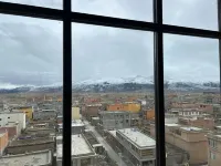 Holiday Inn Express LITANG by IHG - Mountain view