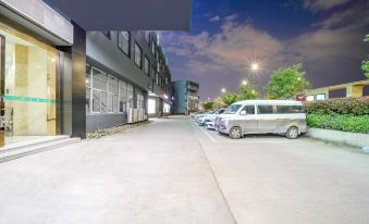 Yunshang Manju Hotel (Ningbo Yushe Airport Branch)