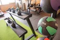 Grand Richmond Stylish Convention Hotel - Gym