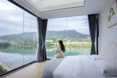 Hiking B&B Отели в г. Цзысин