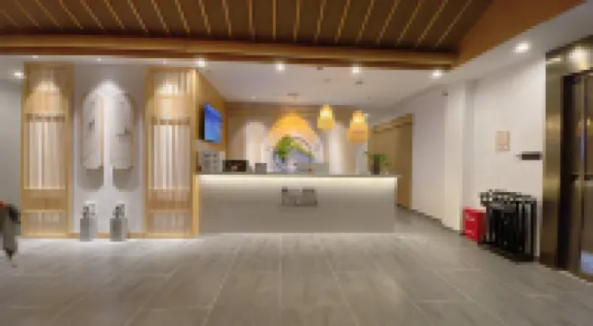 Fuyang Qijiang Bieyuan High-end Homestay (Raozhou Ancient Town Branch)