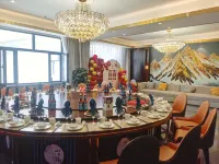 Dunhua Xueyue Business Hotel Hotels in Dunhua