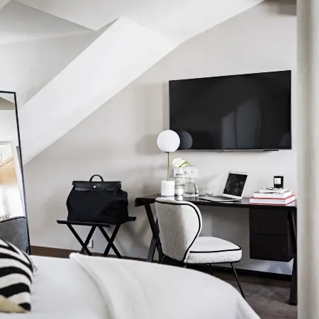 Holiday Inn Paris Palais de l'Elysee Отели рядом с достопримечательностью «8-й округ: Елисейские поля»