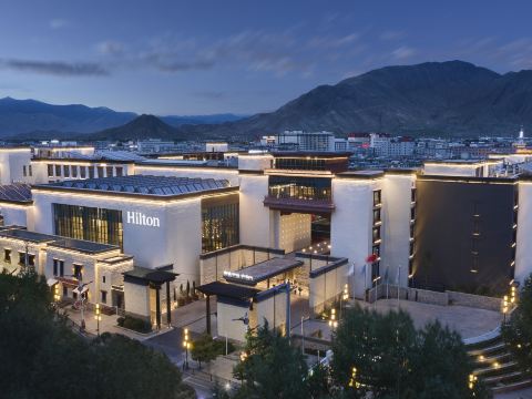 Hilton Shigatse