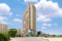 Xinxin Baoxiong E-sports Hotel