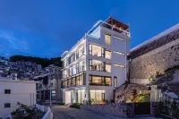 Floral Hotel·Xiapu Mid Mountain Lansu Hotel (Sansha Dongbi Store) Hotels near Huazhu Sunrise No. 1 Viewing Point