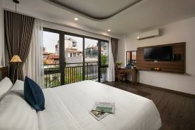 Hanoi Vacanza Premier Hotel