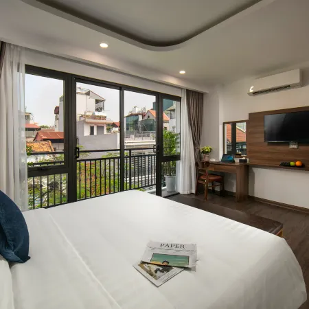 Hanoi Vacanza Premier Hotel