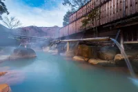 Square 8 Hakuba Retreat by Unplan