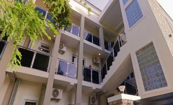 Marshall Hotel Apartments