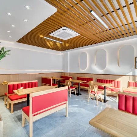 Toumi Light Luxury Hotel
