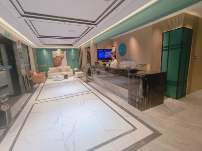 Yazhijia Business Hotel