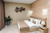 Central Palace Halal Hotel