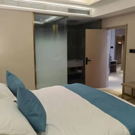Qinyuan Business Hotel