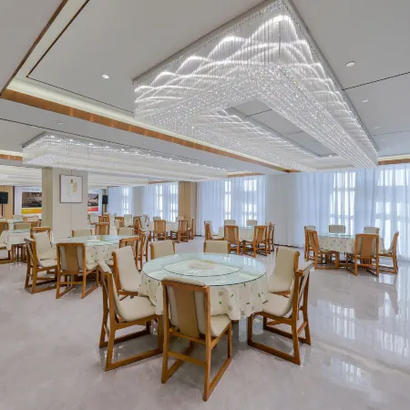 Hotel Aksu Judesten