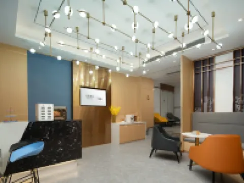 Linghui Mercure (Guangzhou Beijing Road Tianzi Wharf) Hotels in Guangzhou