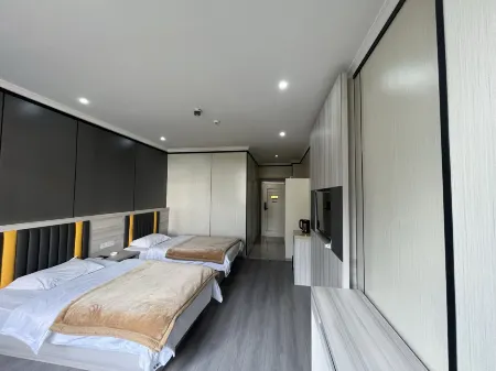 Gaoxifeng Hotel Luxi Отели рядом с достопримечательностью «Huangcaozhou National Wetland Park»