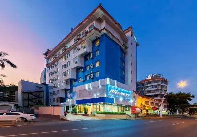 PK e-sports hotel (Xiamen Cruise Center Xiagu Wharf)