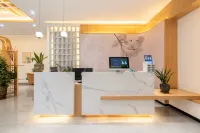 Yuntai Mountain Nashan Nashui Hotel (Zhengyun Expressway Exit) Hotels in Xiuwu