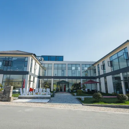 Xipo Xiaoyuan Homestay (Fendai Scenic Area)
