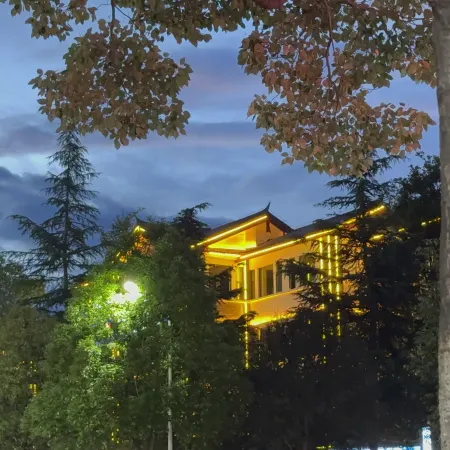 Dongyi Hostel