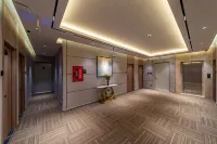 B&M HOTEL Hotels in Đức Hòa Hạ