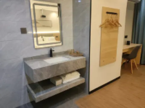 惠安望舒酒店（東嶺萬道商業廣場店）